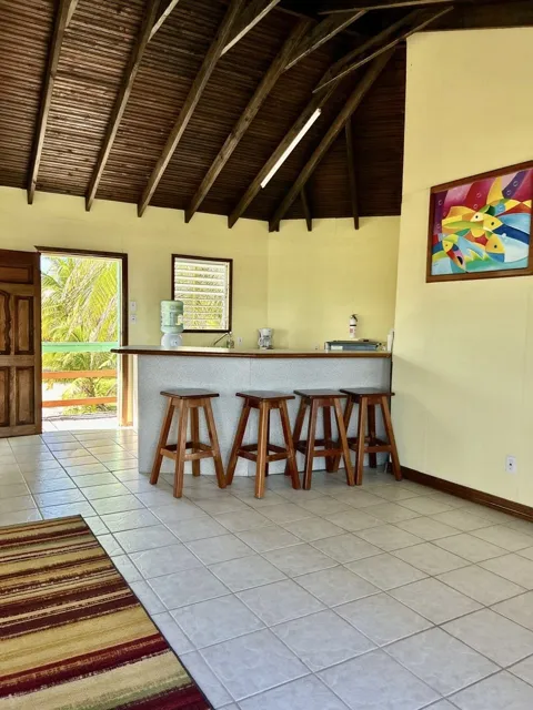 Lounge breakfast bar — Isla Marisol Resort, Belize